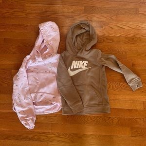 Nike hoody set of two. Pink and black XS, khaki side S